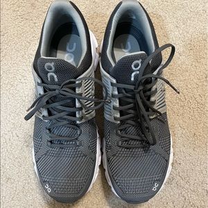 On Cloudswift Rock/Slate size 9.5